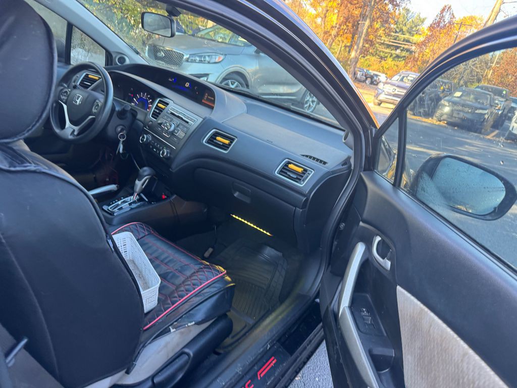 2015 Honda Civic Image 5