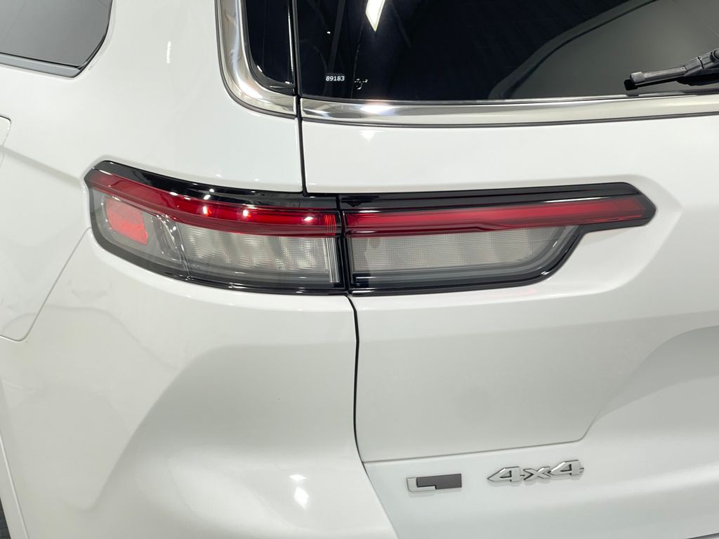 2021 Jeep Grand Cherokee Image 37