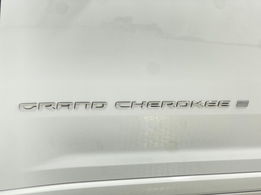 2021 Jeep Grand Cherokee Image 44