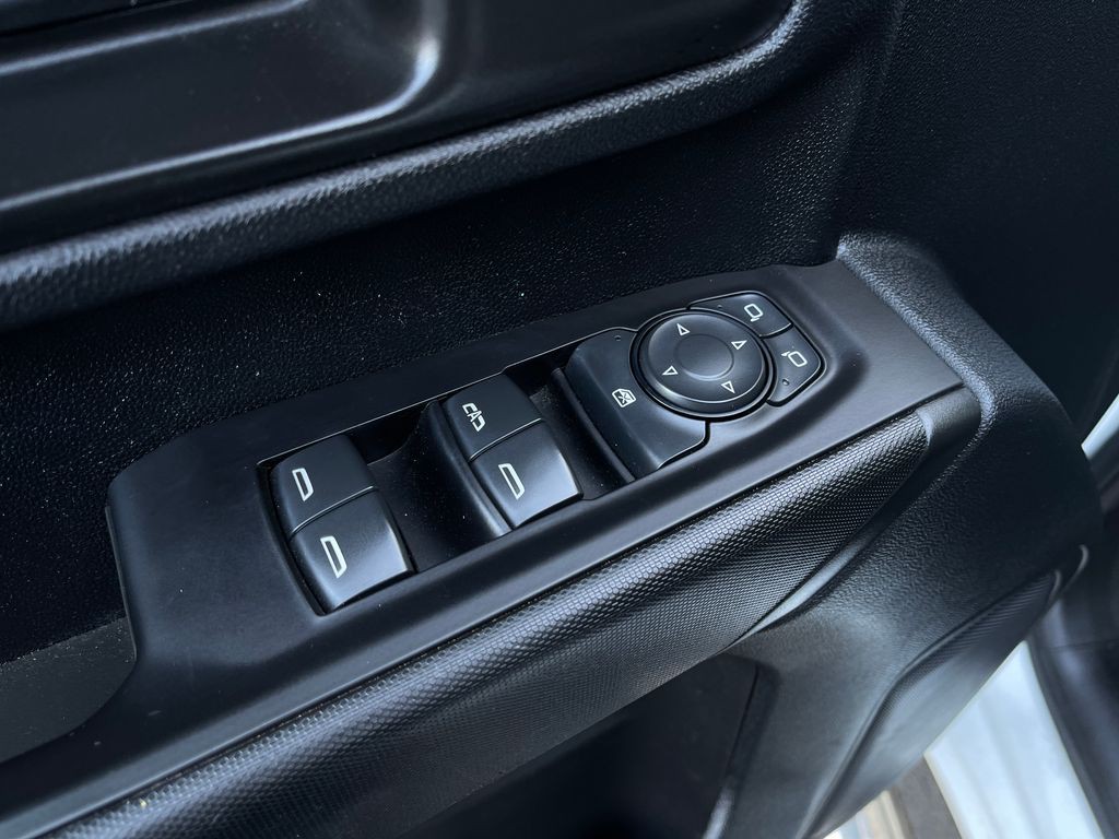 2021 Chevrolet Silverado 1500 Image 13