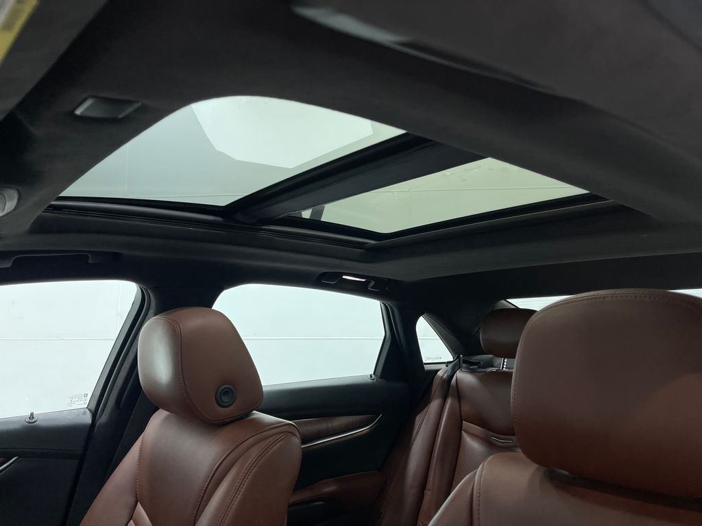 2019 Cadillac XTS Image 12