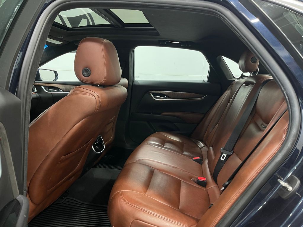 2019 Cadillac XTS Image 32