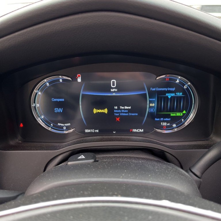 2016 Cadillac Escalade Image 10