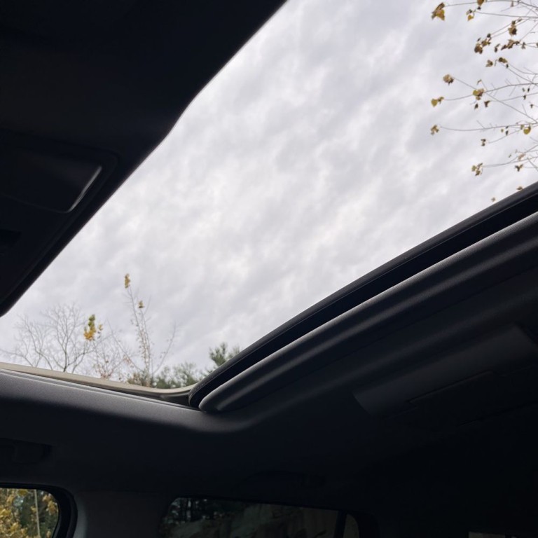 2016 Cadillac Escalade Image 14