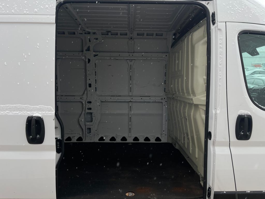 2020 RAM Promaster Image 23