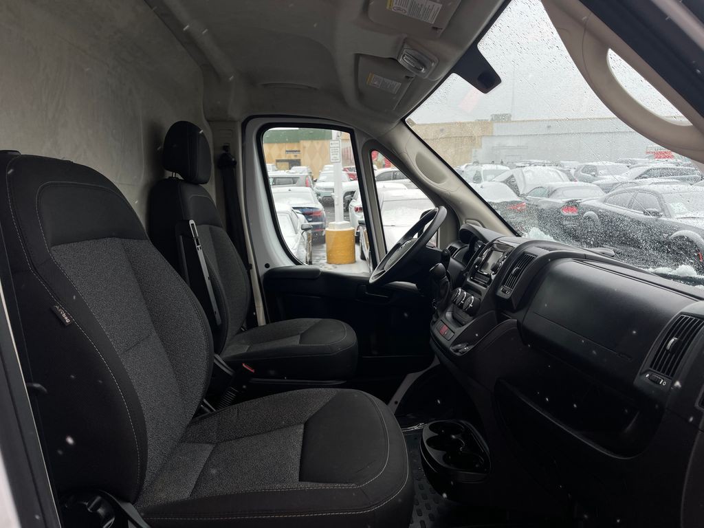 2020 RAM Promaster Image 25