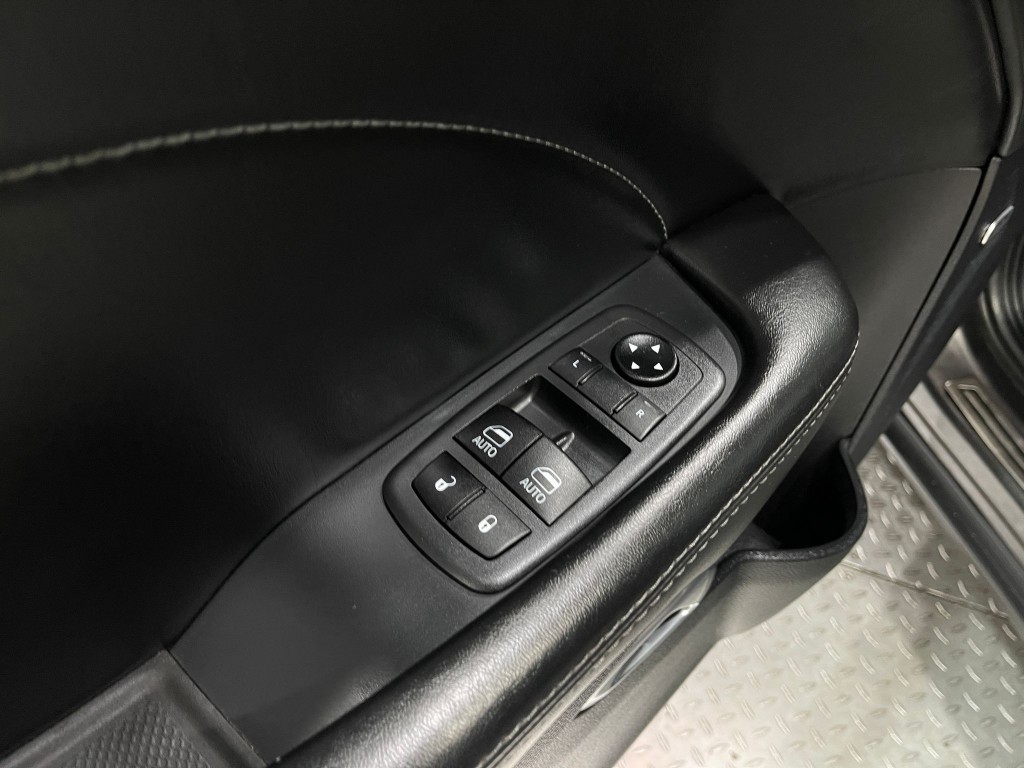 2020 Dodge Challenger Image 16