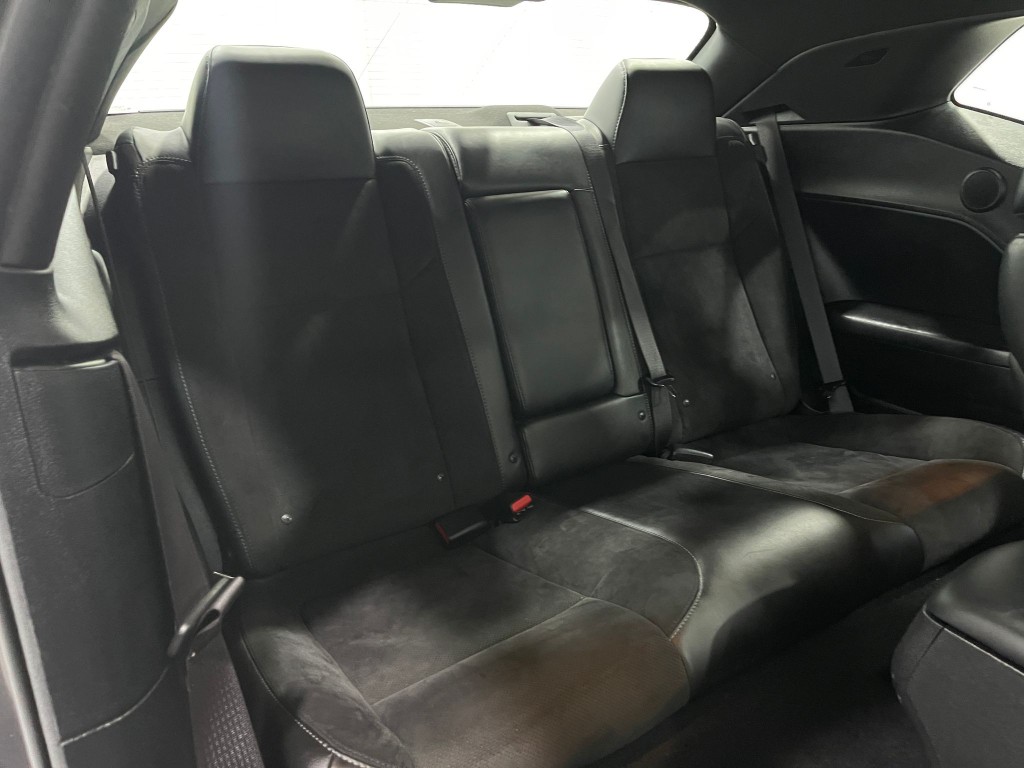 2020 Dodge Challenger Image 32