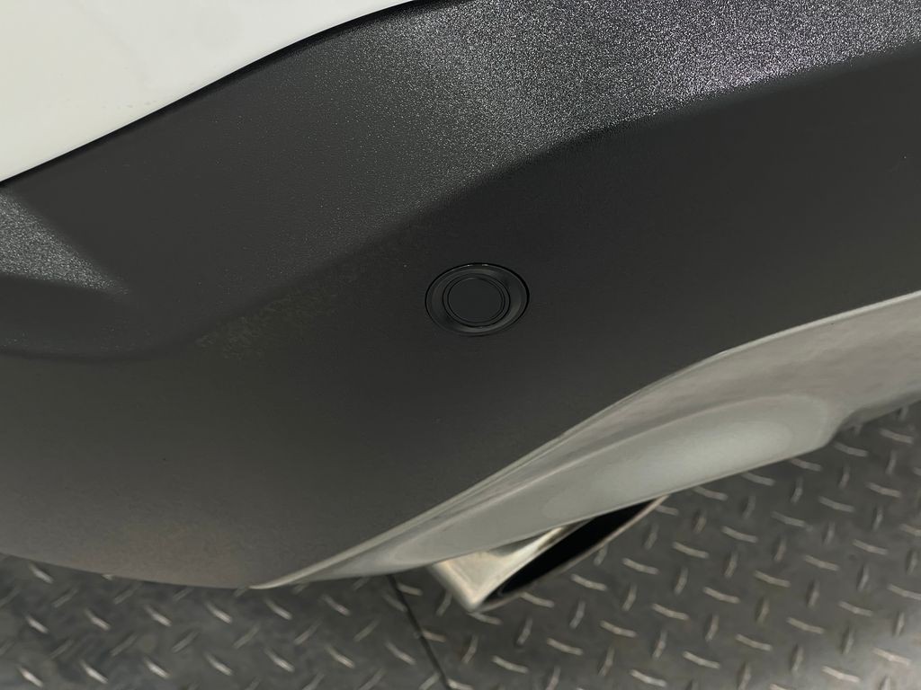 2020 Ford Edge Image 13