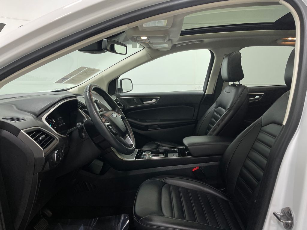 2020 Ford Edge Image 14