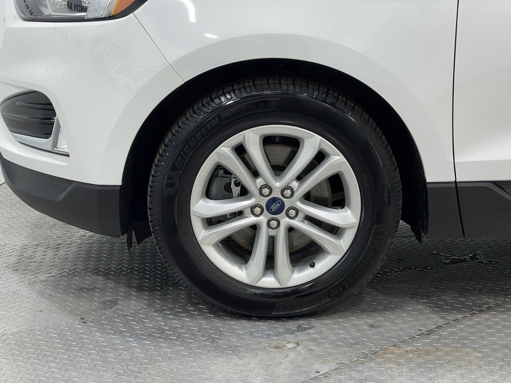 2020 Ford Edge Image 36