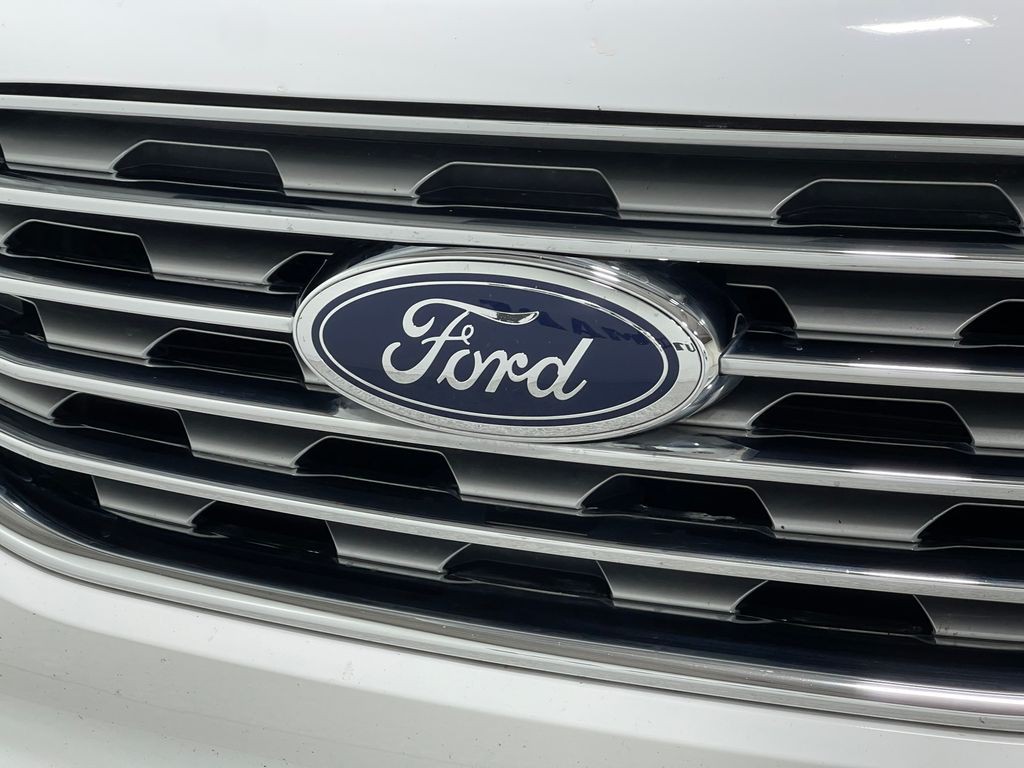 2020 Ford Edge Image 39