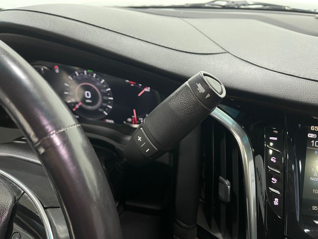 2018 Cadillac Escalade Image 30