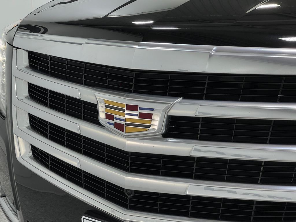 2018 Cadillac Escalade Image 41