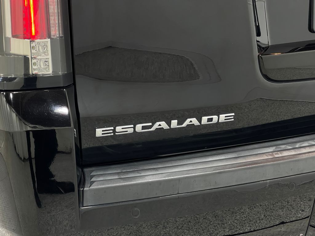 2018 Cadillac Escalade Image 42