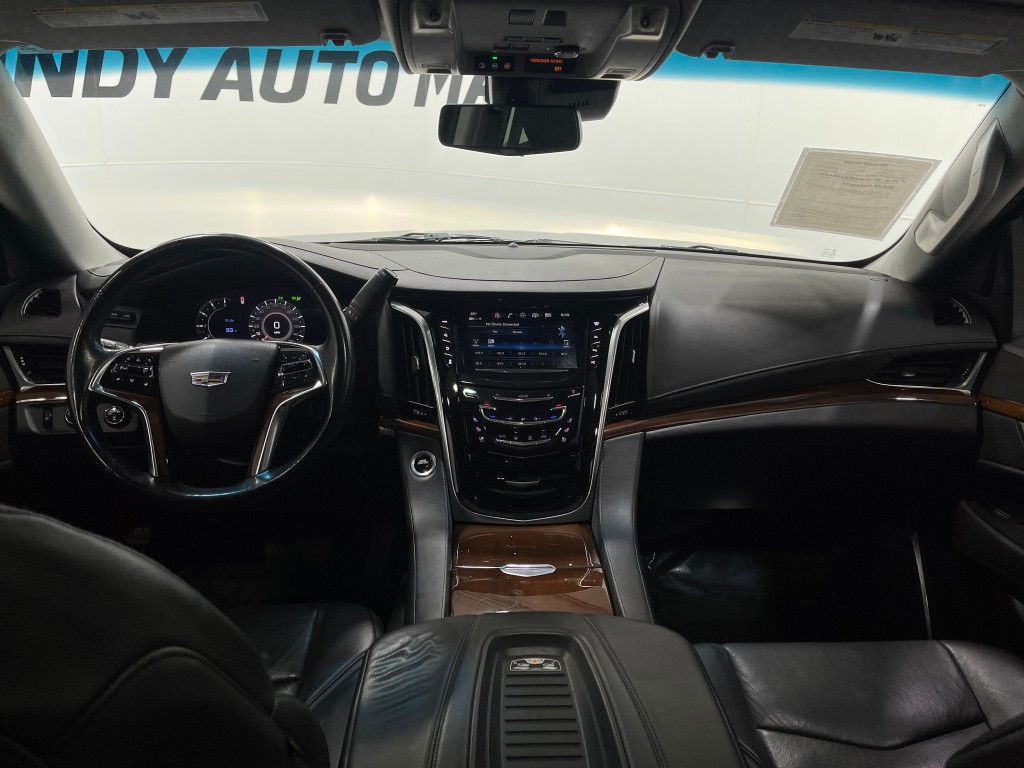 2018 Cadillac Escalade Image 19