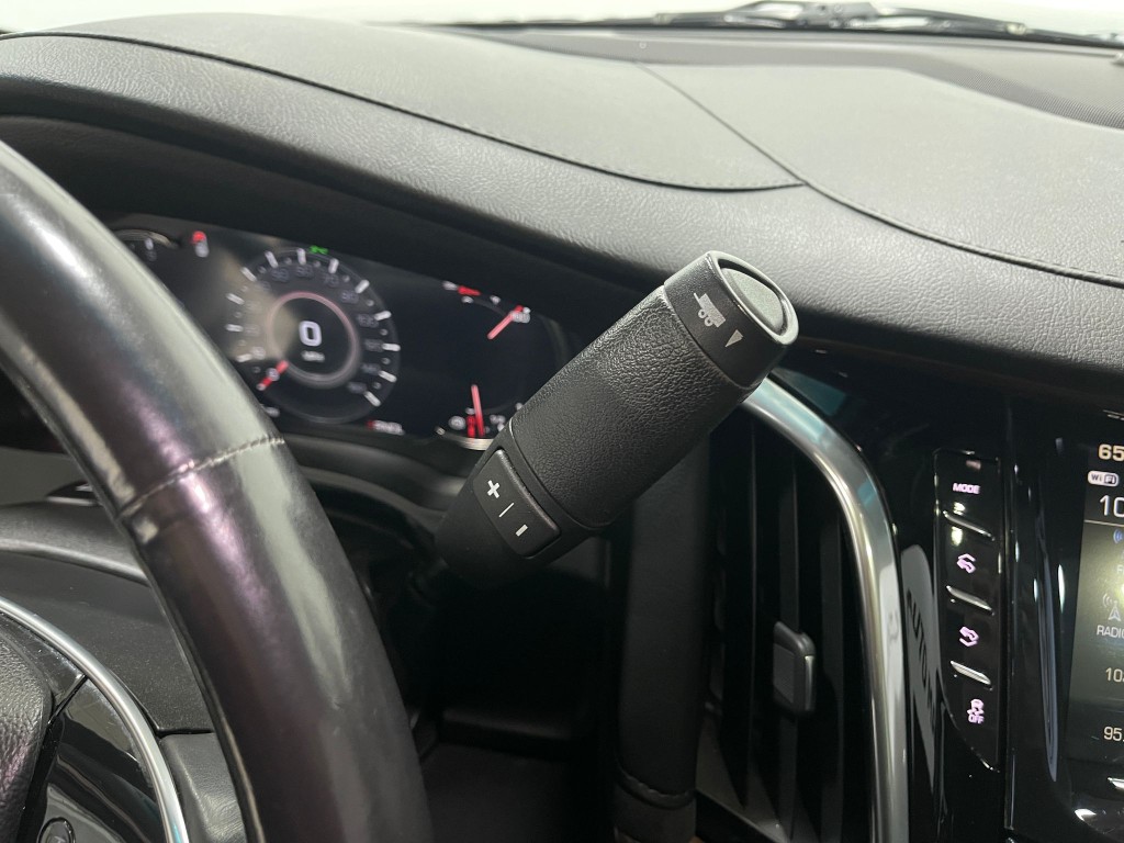 2018 Cadillac Escalade Image 30