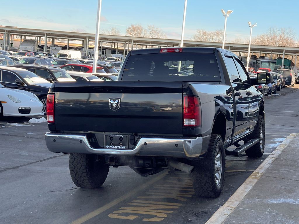 2015 RAM 2500 Image 3