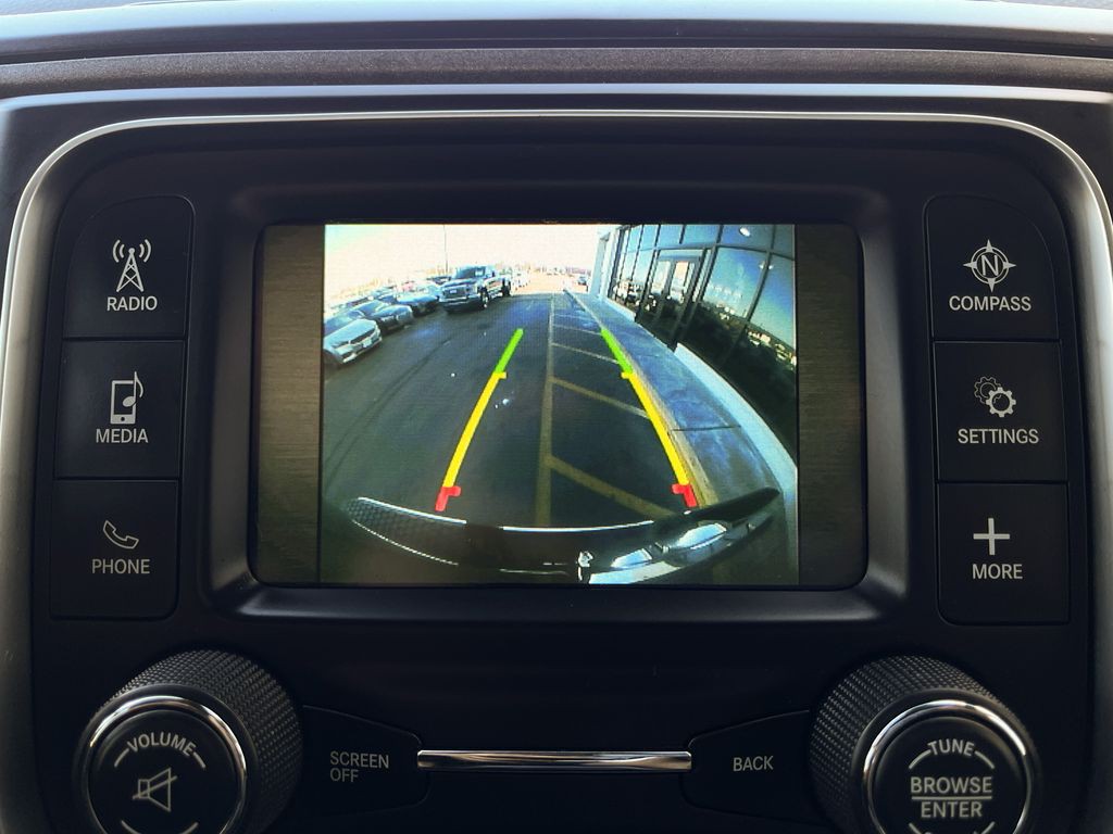 2015 RAM 2500 Image 9