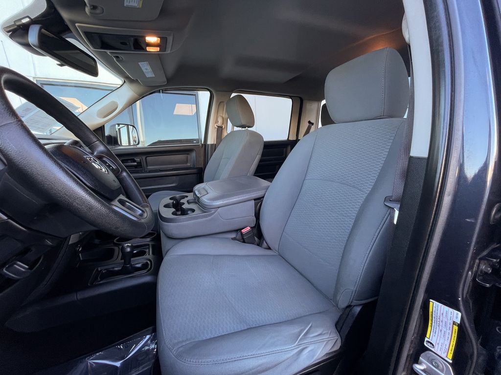 2015 RAM 2500 Image 12