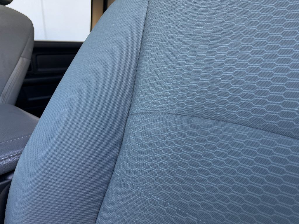 2015 RAM 2500 Image 16