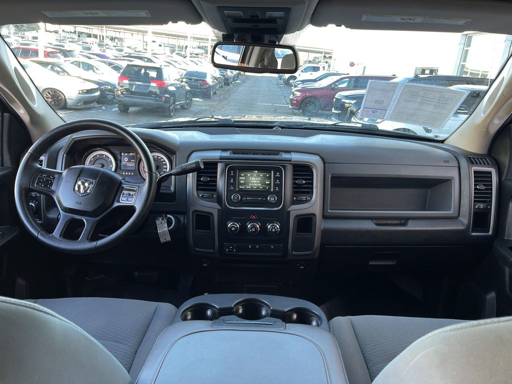 2015 RAM 2500 Image 17