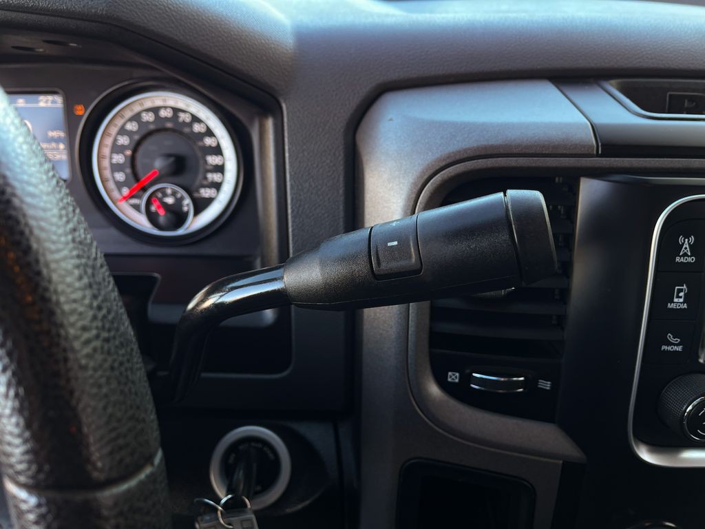 2015 RAM 2500 Image 27