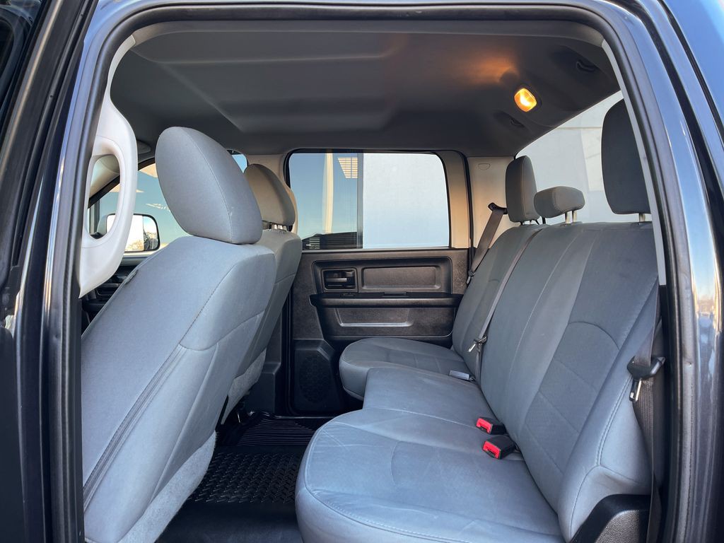 2015 RAM 2500 Image 29