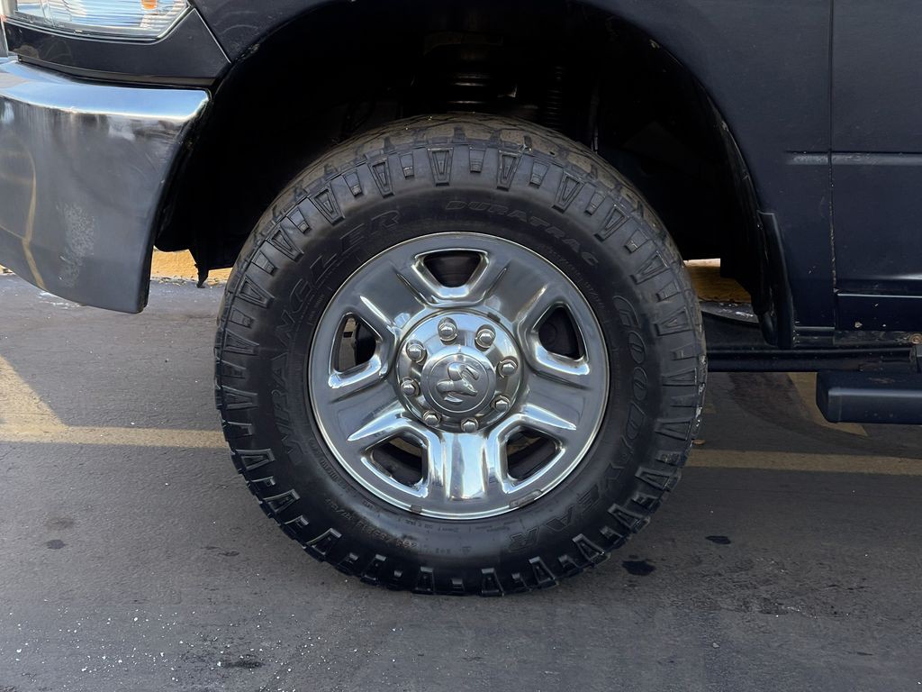 2015 RAM 2500 Image 34