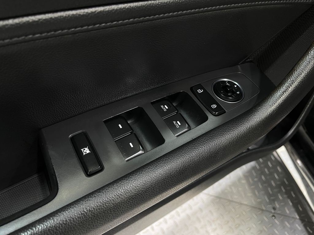 2015 Hyundai Sonata Image 13