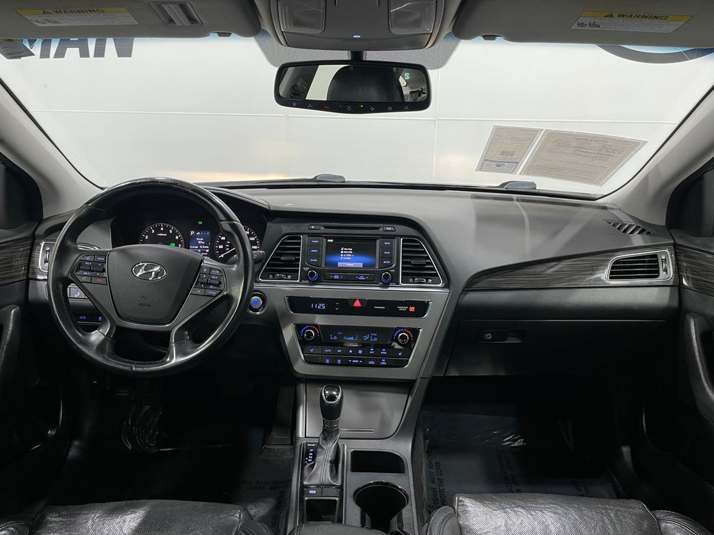 2015 Hyundai Sonata Image 16