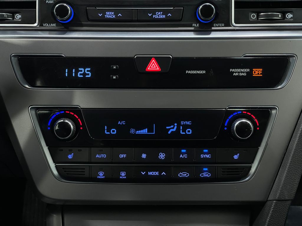 2015 Hyundai Sonata Image 22