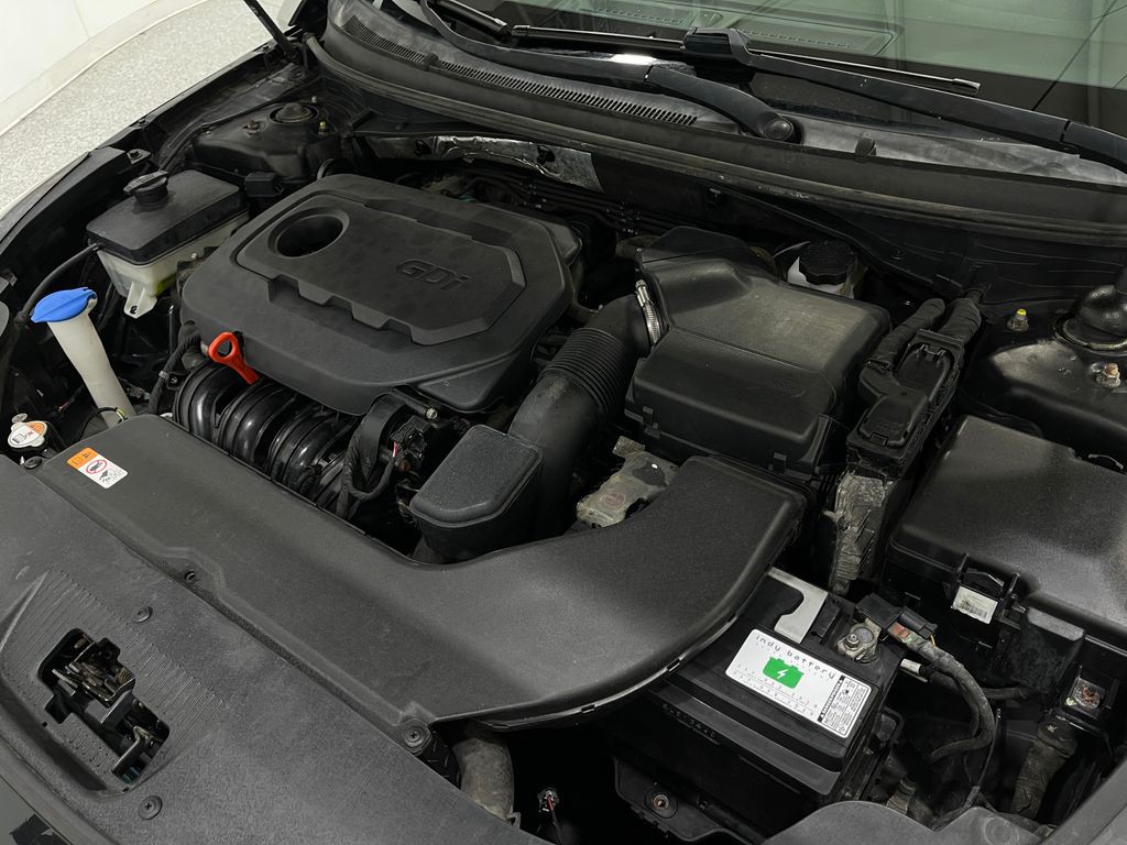 2015 Hyundai Sonata Image 25