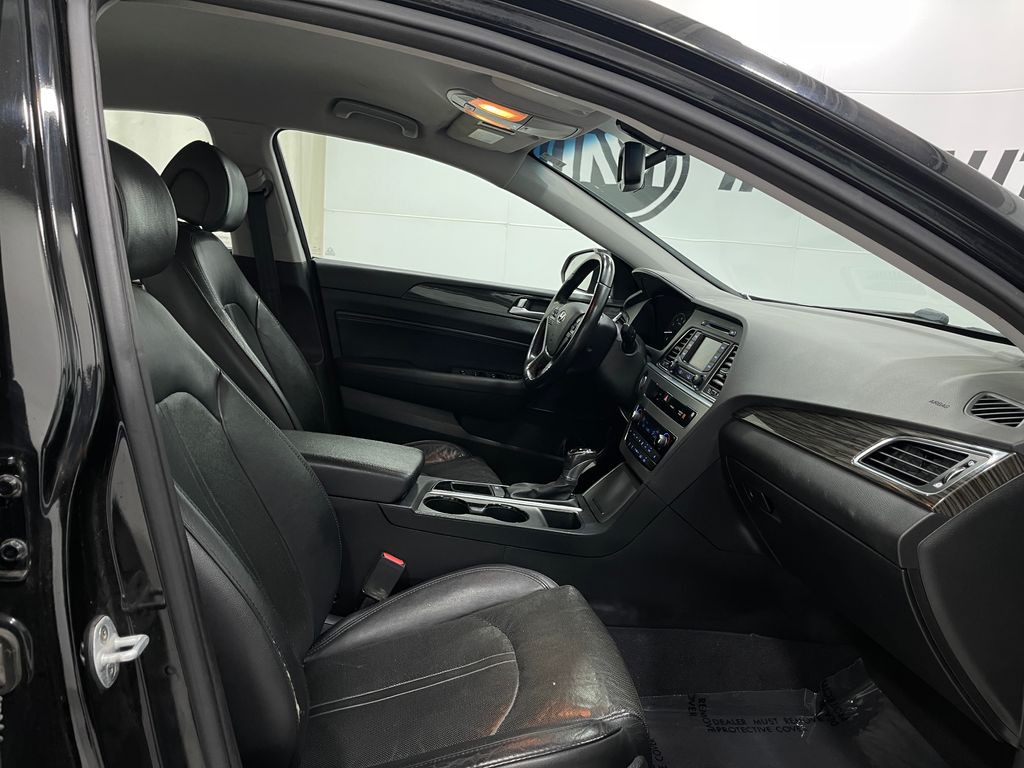 2015 Hyundai Sonata Image 29