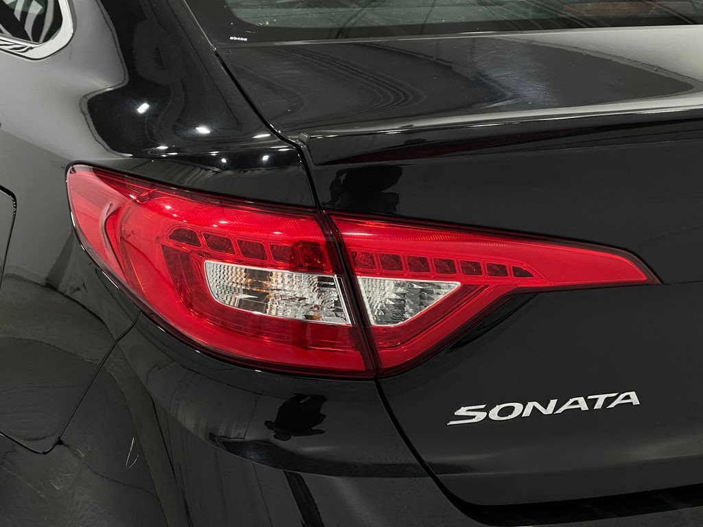 2015 Hyundai Sonata Image 31