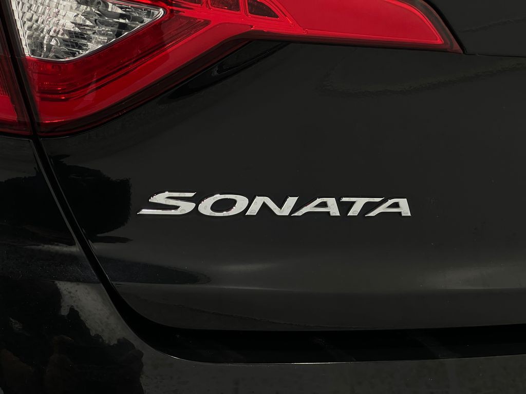 2015 Hyundai Sonata Image 36