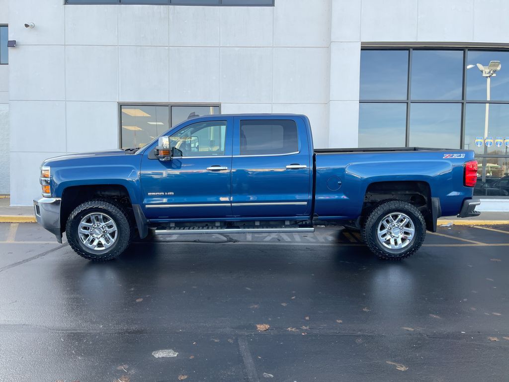 2017 Chevrolet Silverado 1500 Image 6