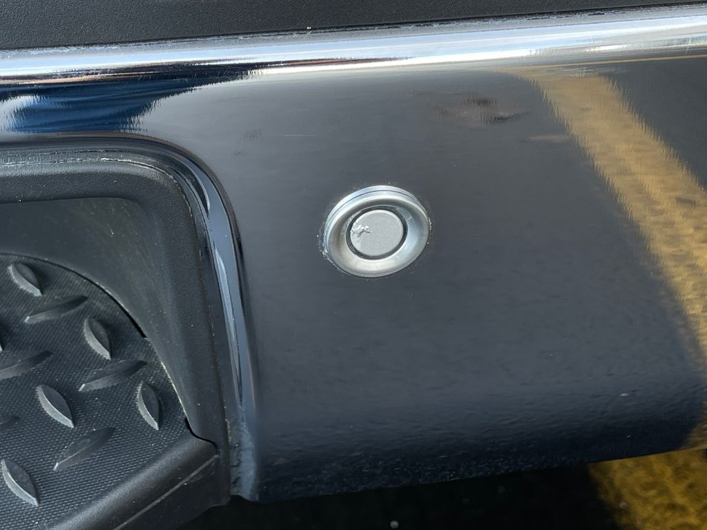 2017 Chevrolet Silverado 1500 Image 11