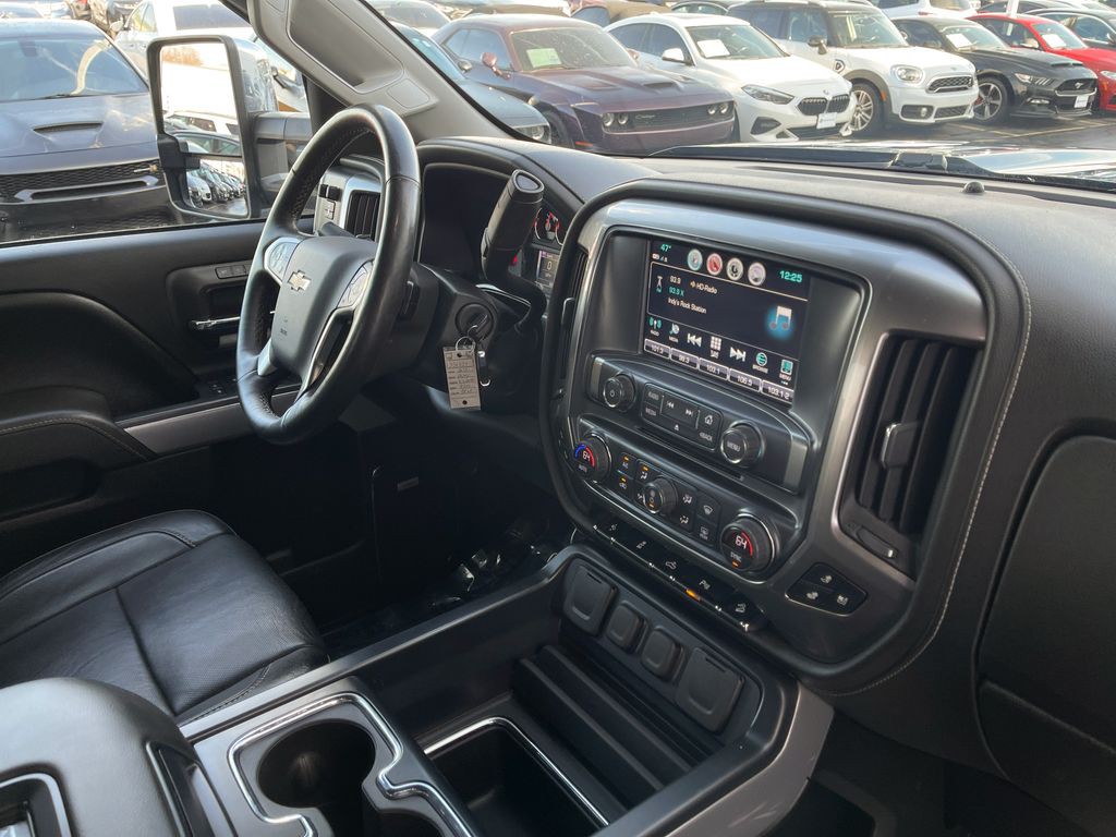 2017 Chevrolet Silverado 1500 Image 20