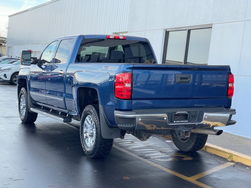 2017 Chevrolet Silverado 1500 Image 5