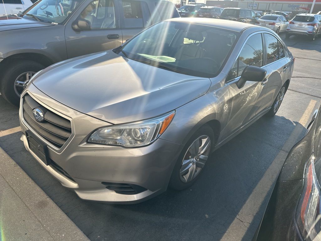 2016 Subaru Legacy Image 2