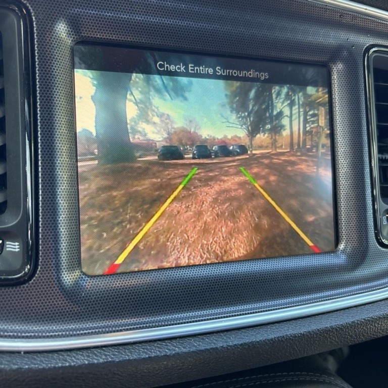 2016 Dodge Challenger Image 12