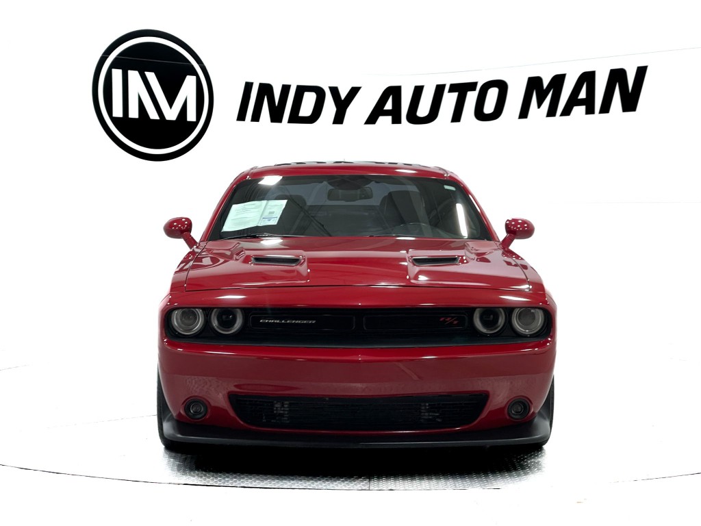 2016 Dodge Challenger Image 9