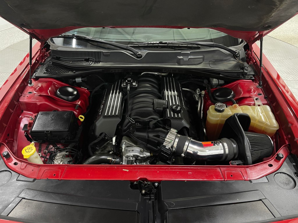 2016 Dodge Challenger Image 25