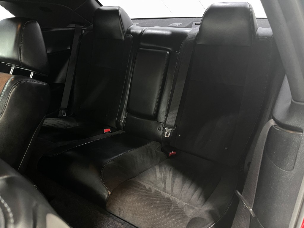 2016 Dodge Challenger Image 28