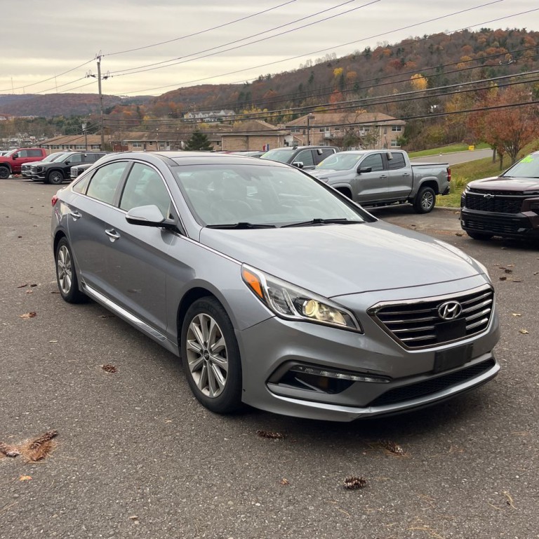 2016 Hyundai Sonata Image 1