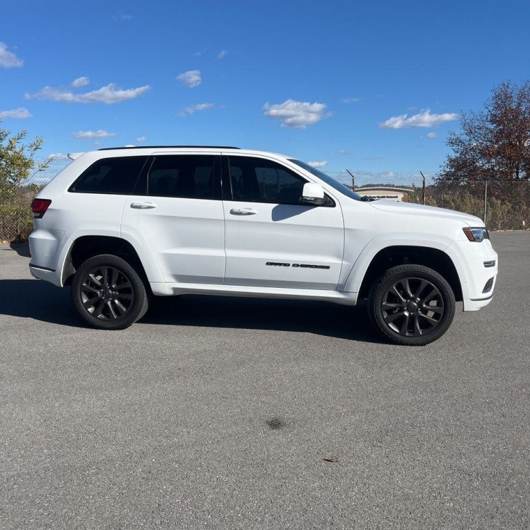 2019 Jeep Grand Cherokee Image 3