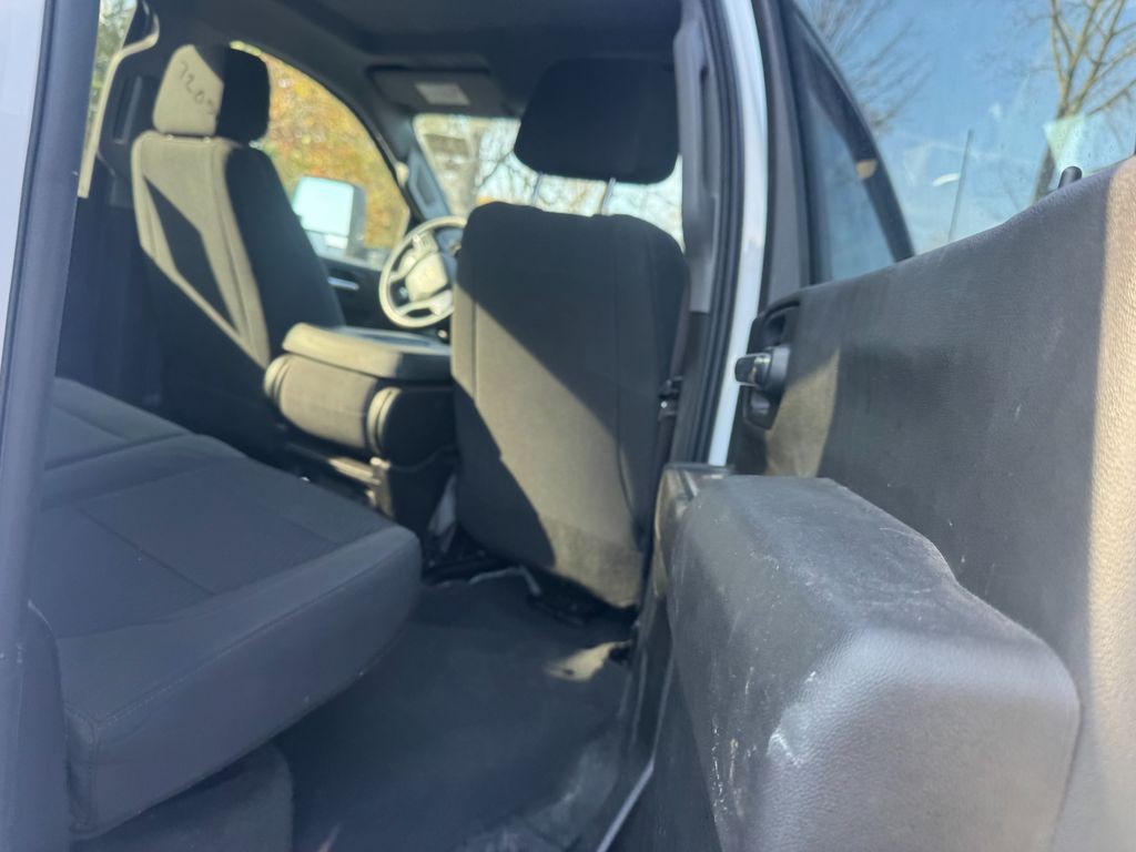 2020 Chevrolet Silverado 1500 Image 8