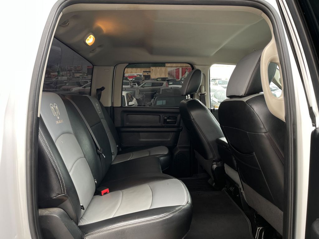 2017 RAM 2500 Image 30