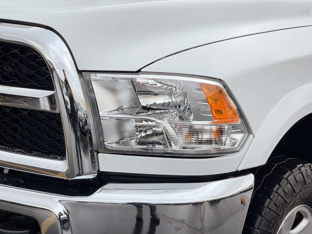 2017 RAM 2500 Image 32